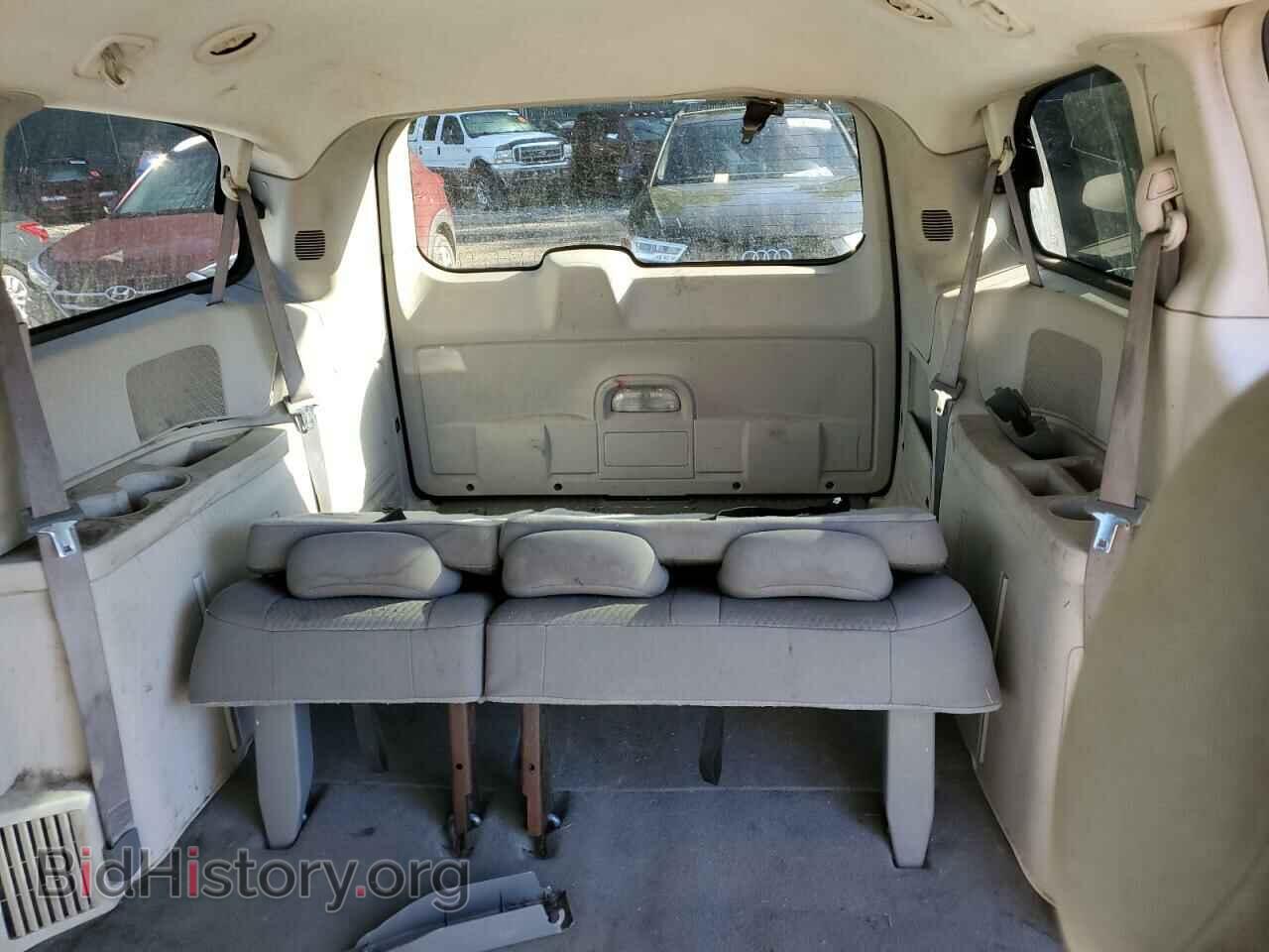 2008 CHRYSLER MINIVAN - VIN: 2A8HR44H28R628152 - Фото 10