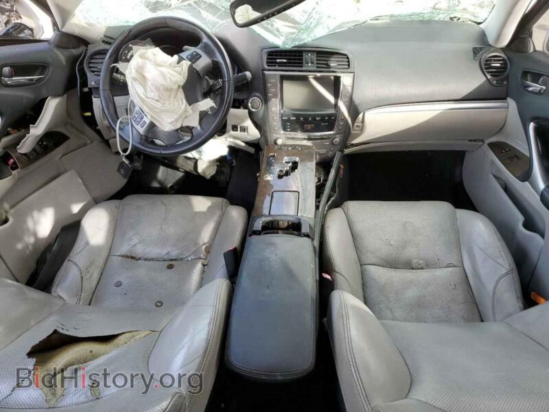 2011 Lexus IS (VIN JTHBF5C29B5153479) — photo 8 of 13