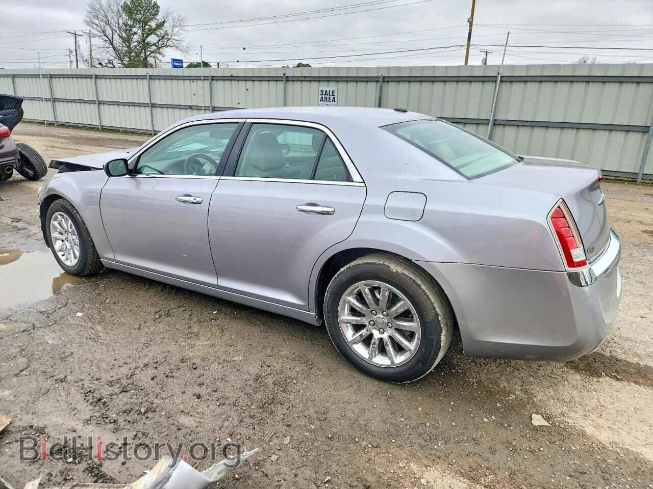 2014 CHRYSLER 300 - VIN: 2C3CCAET6EH117649 - Фото 2