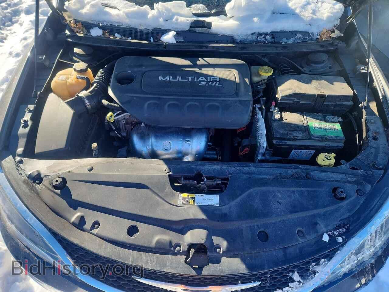2016 CHRYSLER 200 - VIN: 1C3CCCAB6GN134048 - Фото 11