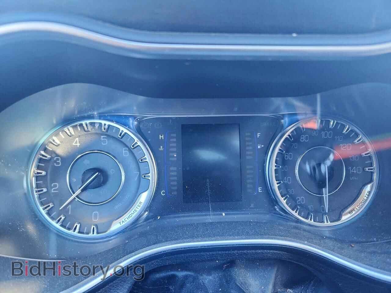 2016 CHRYSLER 200 - VIN: 1C3CCCAB6GN134048 - Фото 9