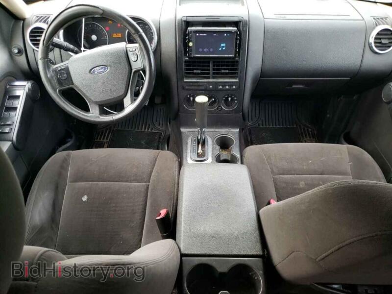 2010 Ford EXPLORER (VIN 1FMEU7DEXAUA59636) — фото 8 из 13