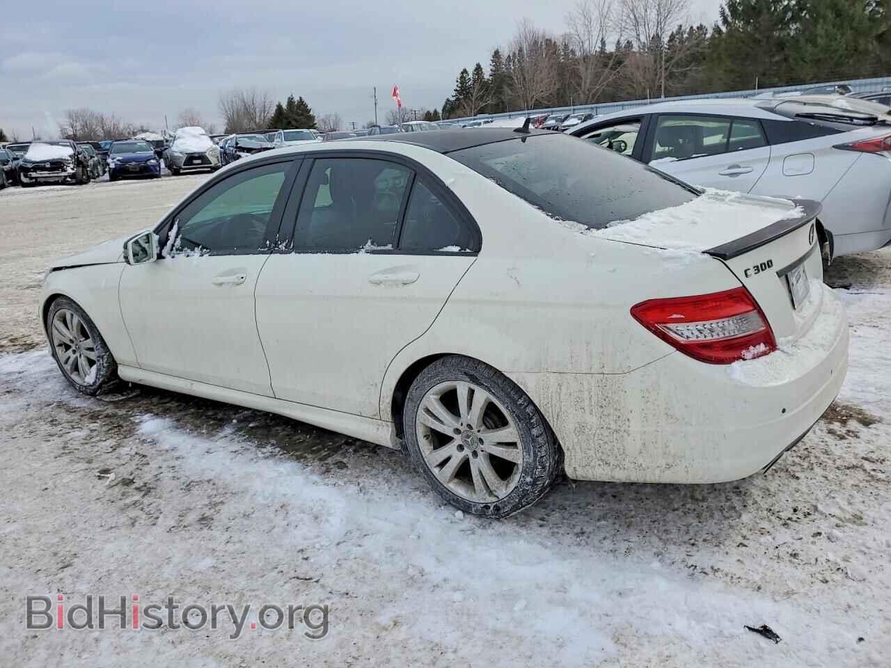 2011 MERCEDES-BENZ C-CLASS - VIN: WDDGF8BB2BA525929 - Фото 2