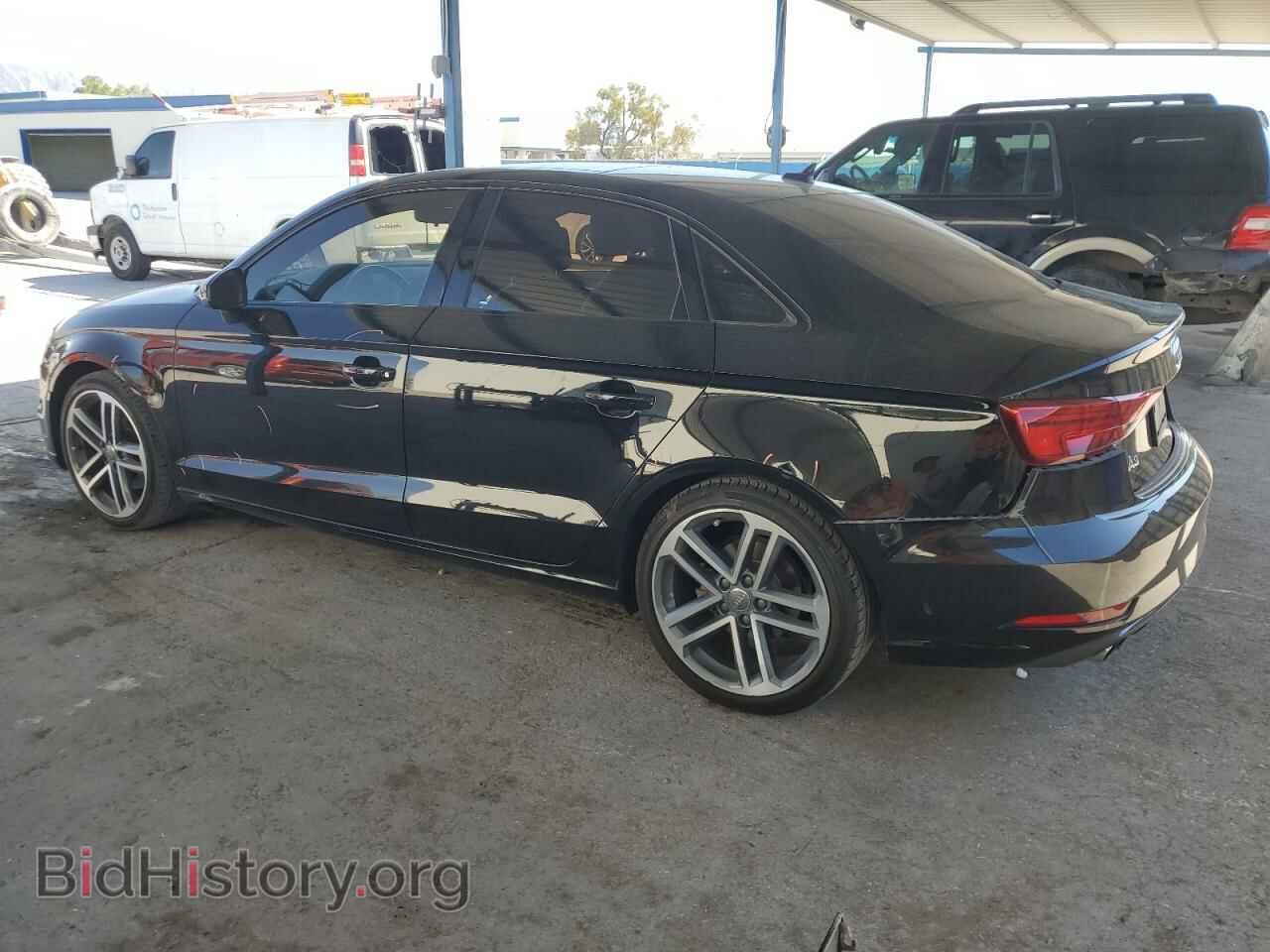 2019 AUDI A3 - VIN: WAUAUGFF0KA085901 - Фото 2
