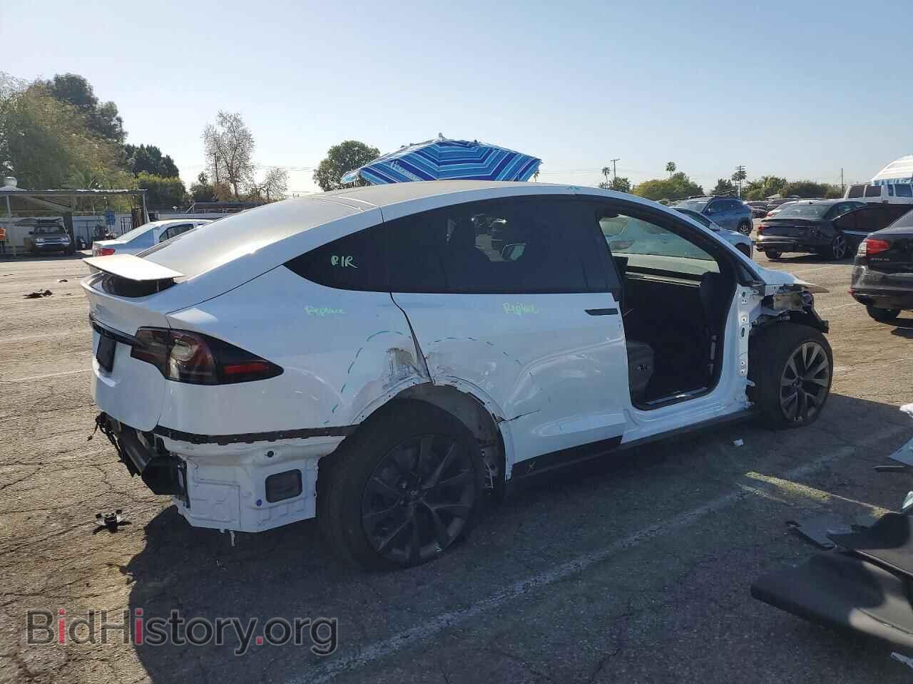 2025 TESLA MODEL X - VIN: 7SAXCBE59SF468418 - Photo 3