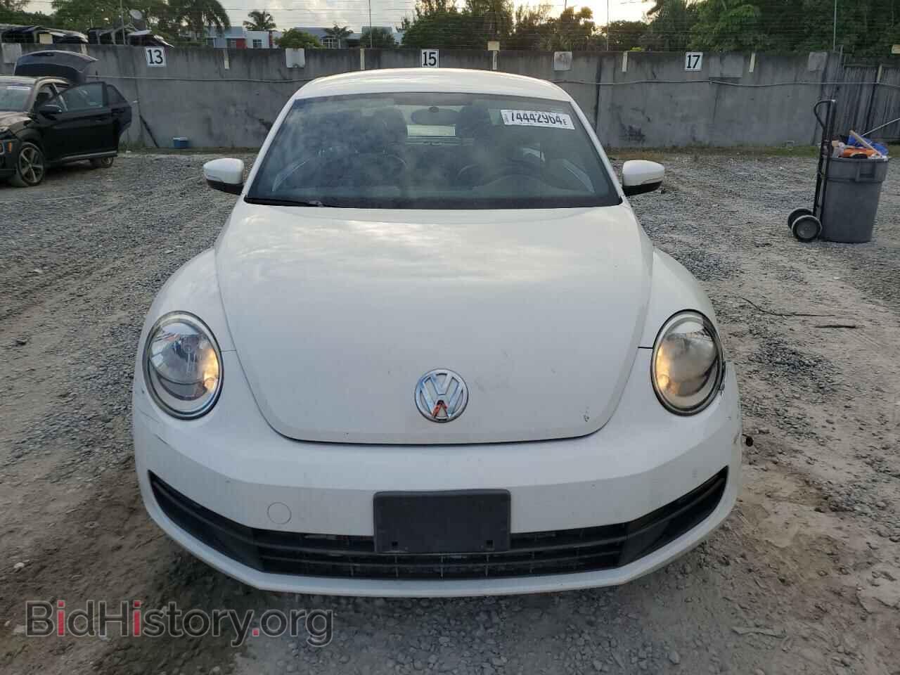 2012 VOLKSWAGEN BEETLE - VIN: 3VWJP7ATXCM631497 - Фото 5