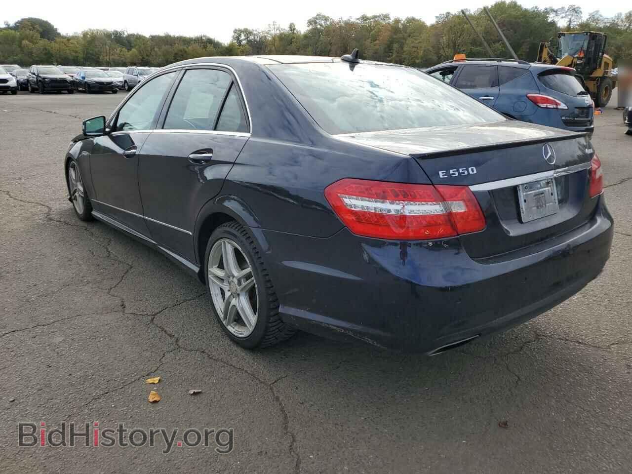 2011 MERCEDES-BENZ E-CLASS - VIN: WDDHF9AB8BA348170 - Фото 2