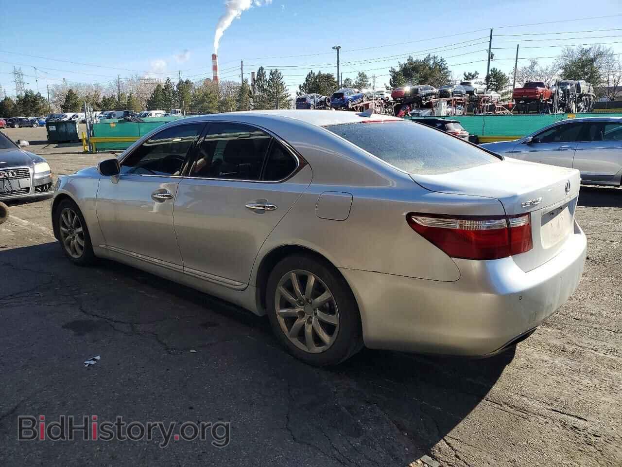2007 LEXUS LS460 - VIN: JTHBL46F875021399 - Photo 2