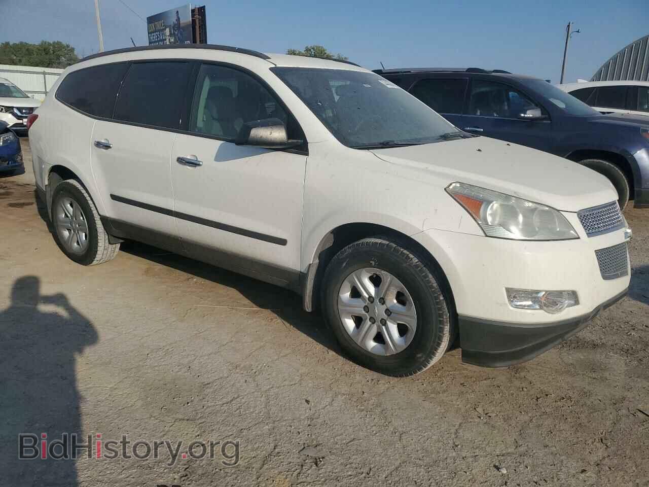 2011 CHEVROLET TRAVERSE - VIN: 1GNKRFED6BJ163737 - Фото 4