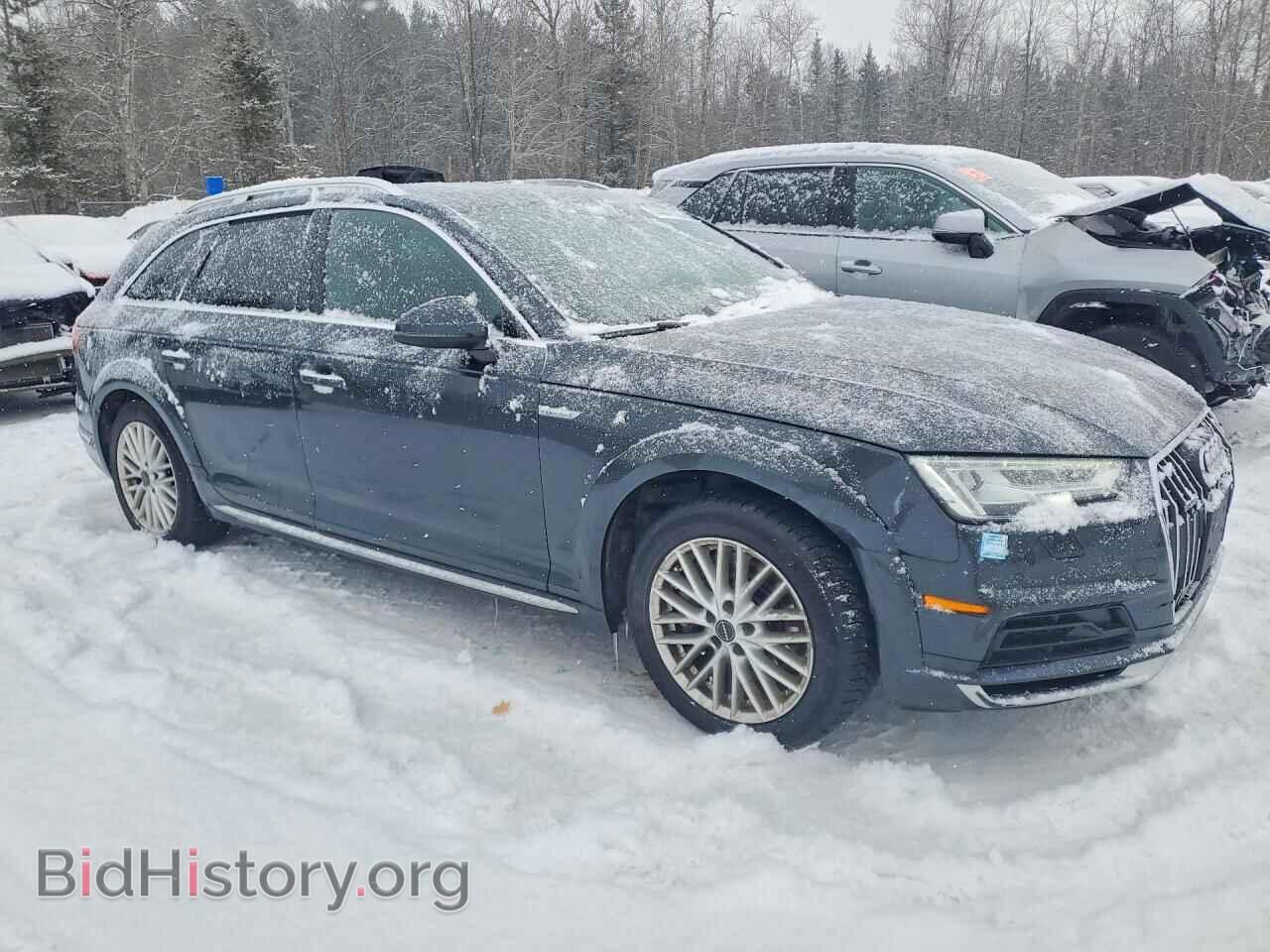 2017 AUDI A4 - VIN: WA18NAF4XHA049016 - Photo 4