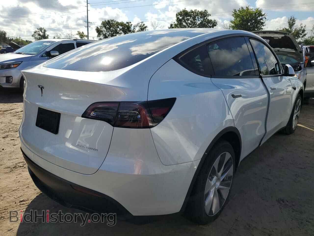 2023 TESLA MODEL Y - VIN: 7SAYGAEE7PF780103 - Фото 3