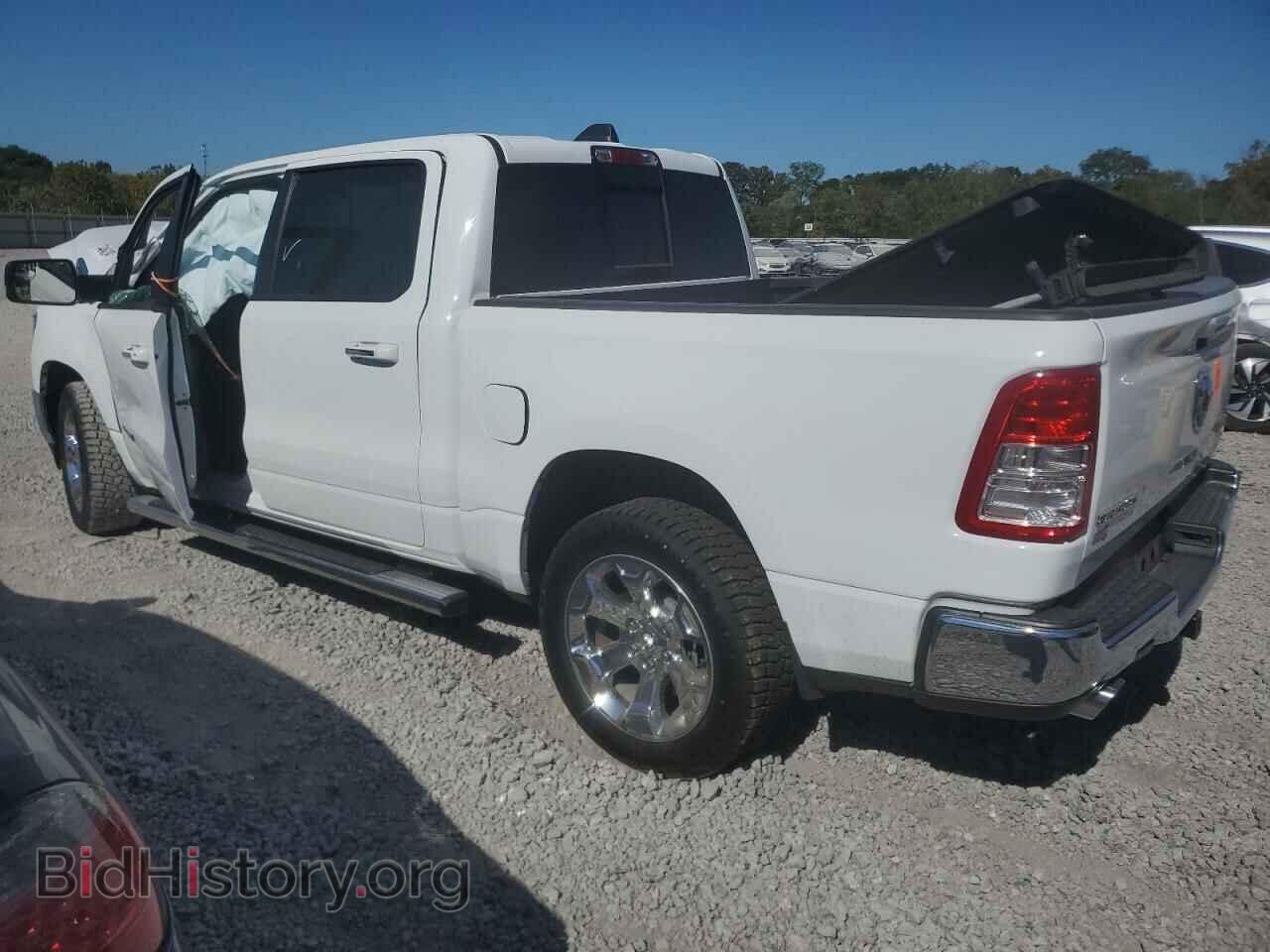 2020 RAM 1500 - VIN: 1C6SRFFT3LN218824 - Фото 2