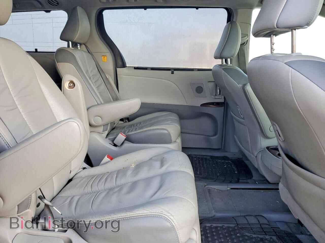 2011 TOYOTA All Models - VIN: 5TDDK3DC4BS022827 - Фото 11