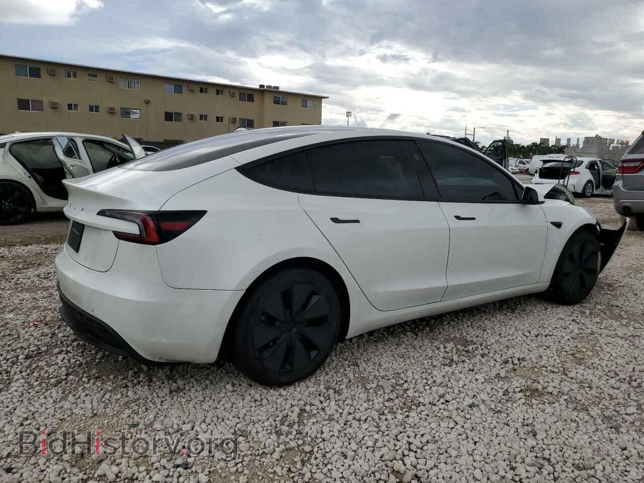 2024 TESLA MODEL 3 - VIN: 5YJ3E1EA3RF728612 - Photo 3