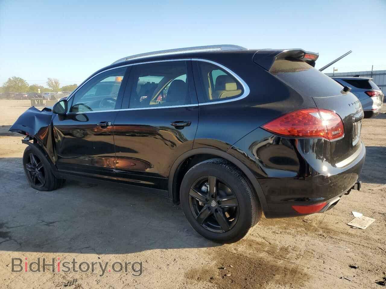 2011 PORSCHE CAYENNE - VIN: WP1AB2A25BLA54467 - Фото 2