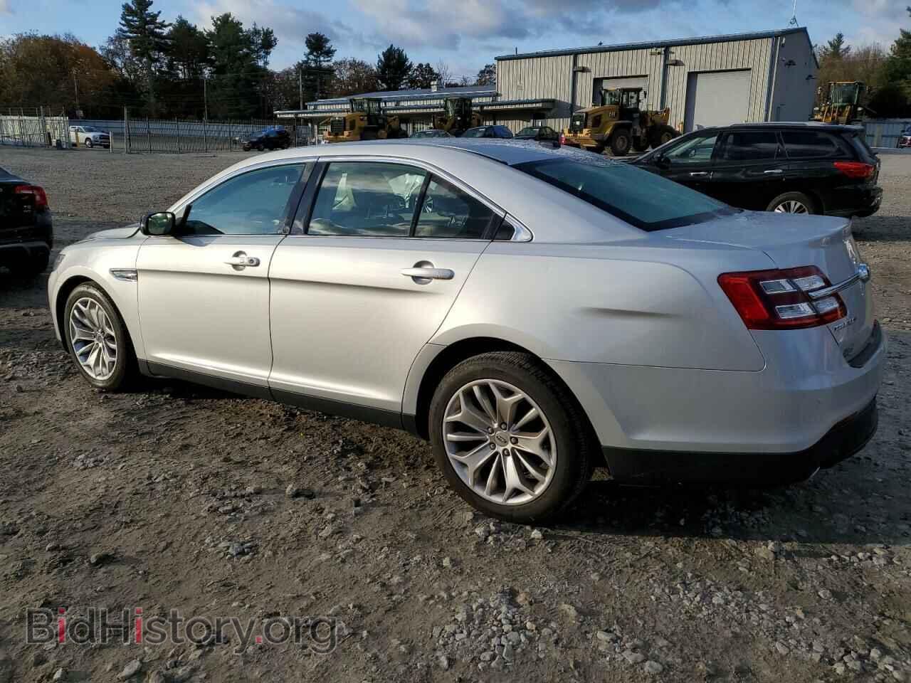 2019 FORD TAURUS - VIN: 1FAHP2F89KG111346 - Фото 2