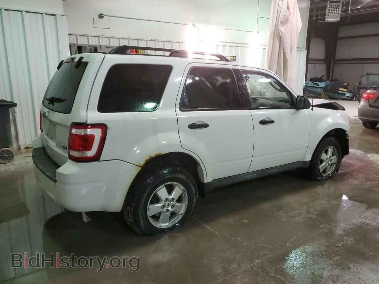 2010 FORD ESCAPE - VIN: 1FMCU0D73AKB51165 - Фото 3