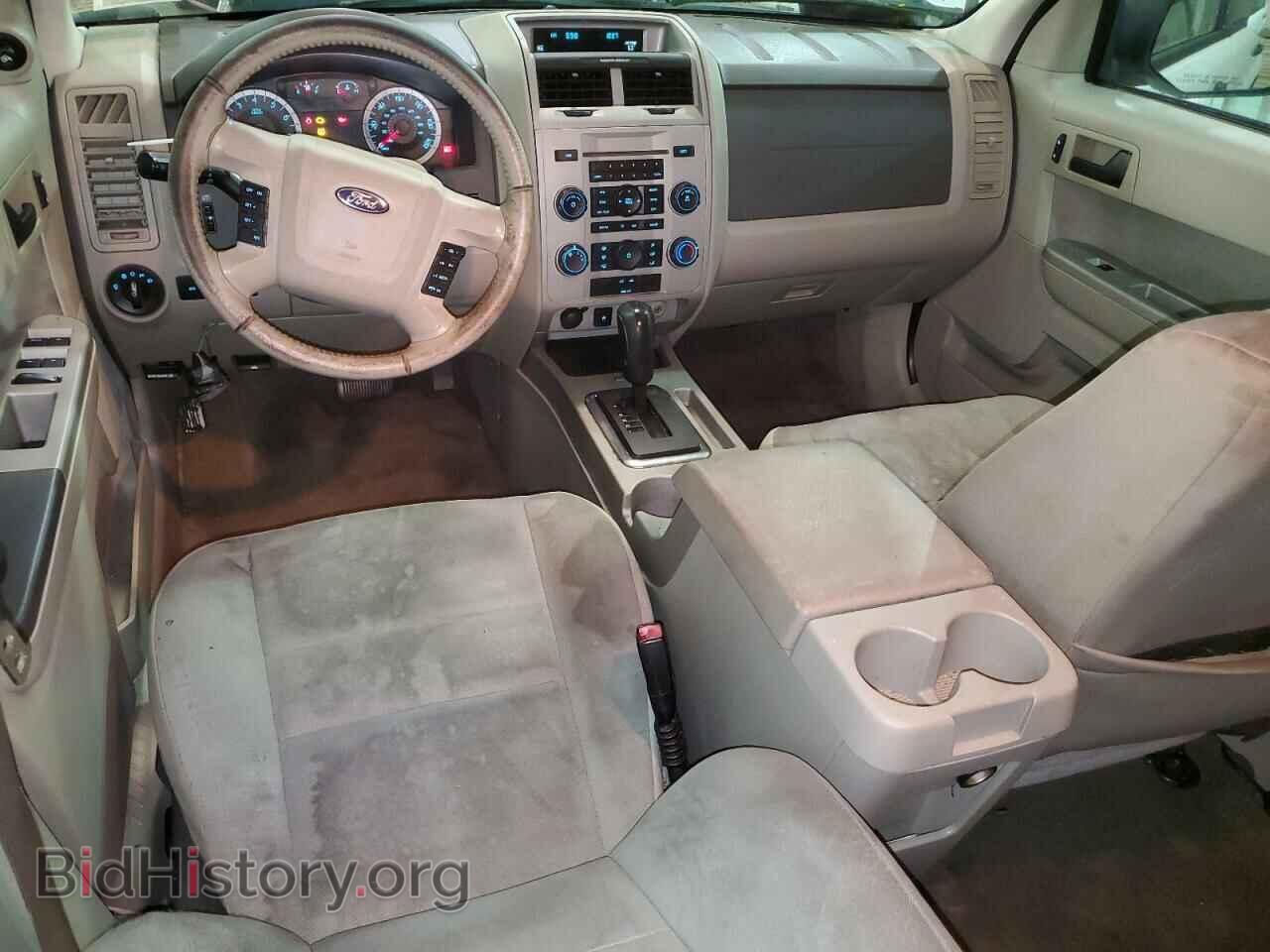 2010 FORD ESCAPE - VIN: 1FMCU0D73AKB51165 - Фото 8