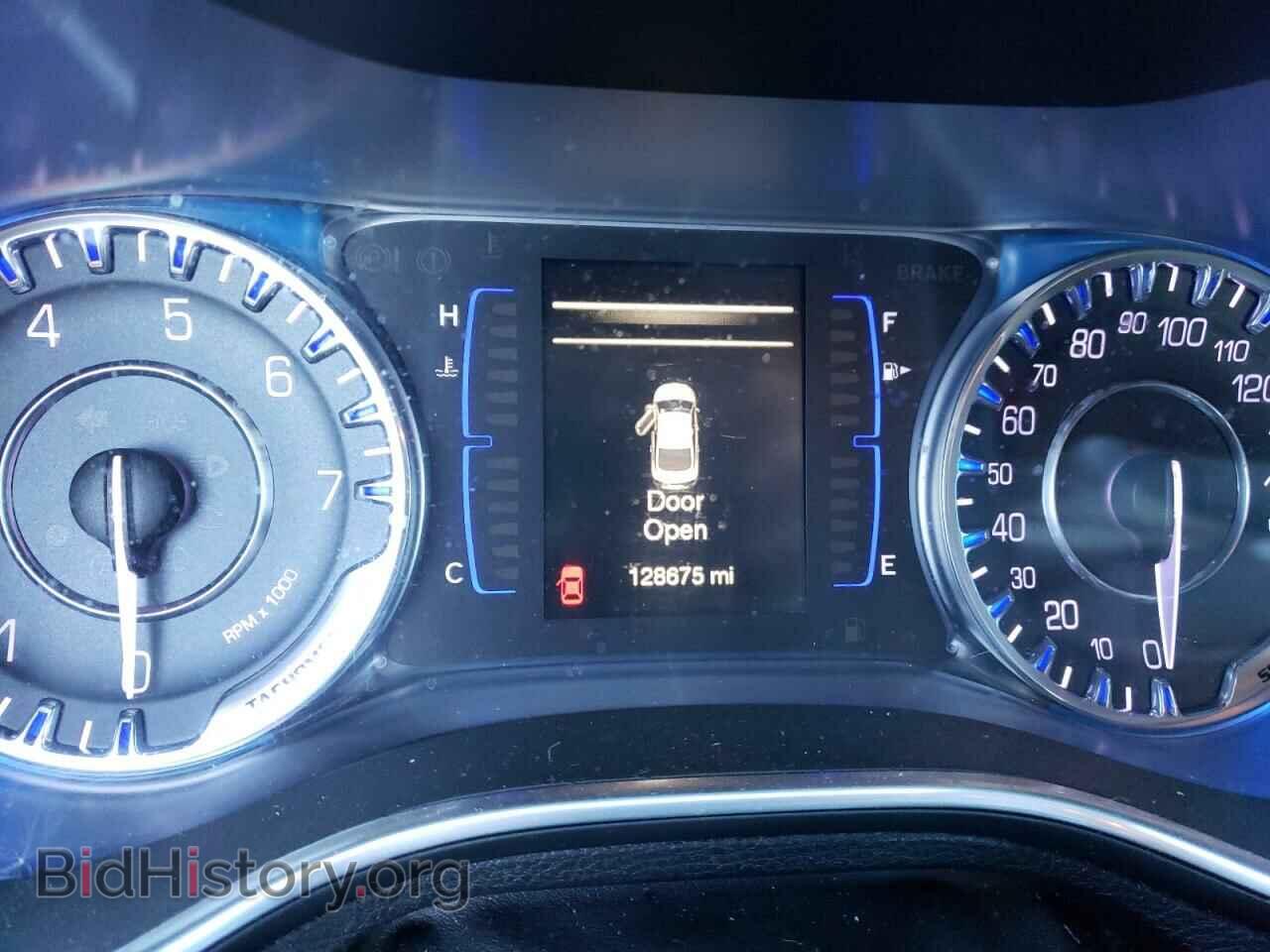 2016 CHRYSLER 200 - VIN: 1C3CCCAB2GN115237 - Фото 9