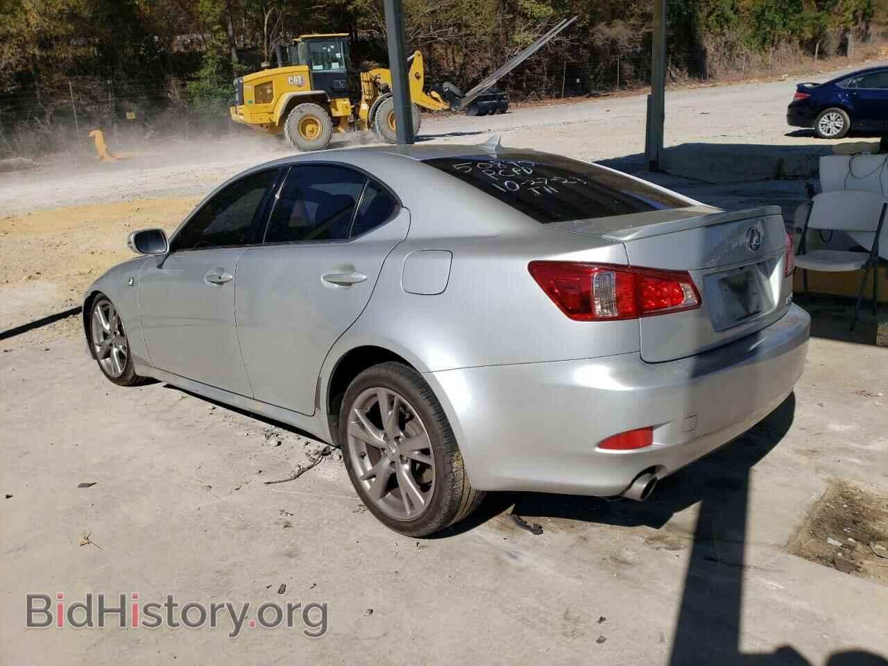 2011 LEXUS IS - VIN: JTHBF5C29B5144278 - Photo 2
