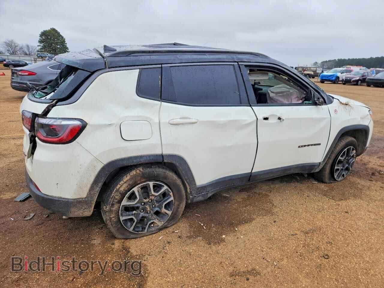 2019 JEEP COMPASS - VIN: 3C4NJDDB3KT669164 - Фото 3