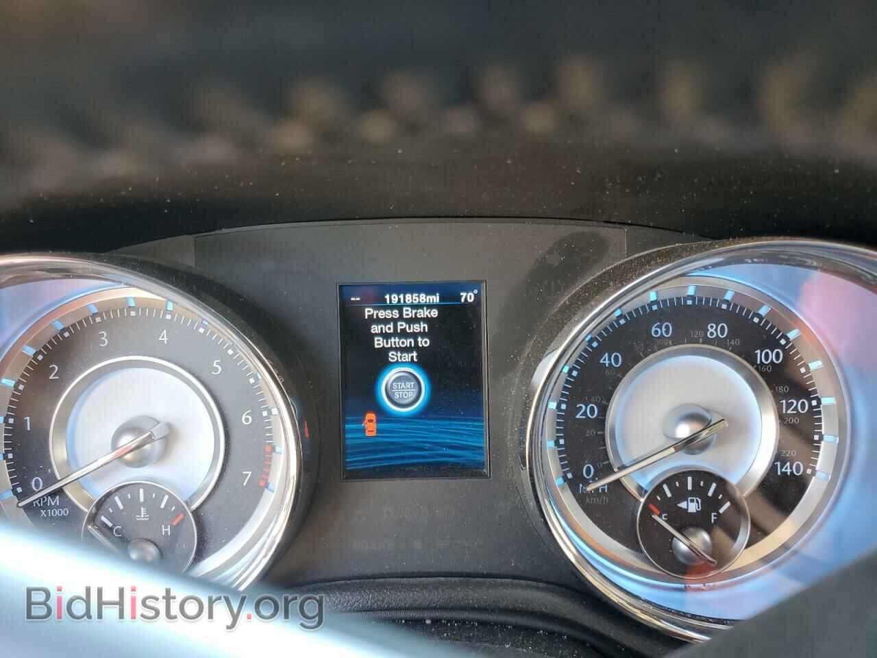 2012 CHRYSLER 300 - VIN: 2C3CCAAG0CH234715 - Фото 9