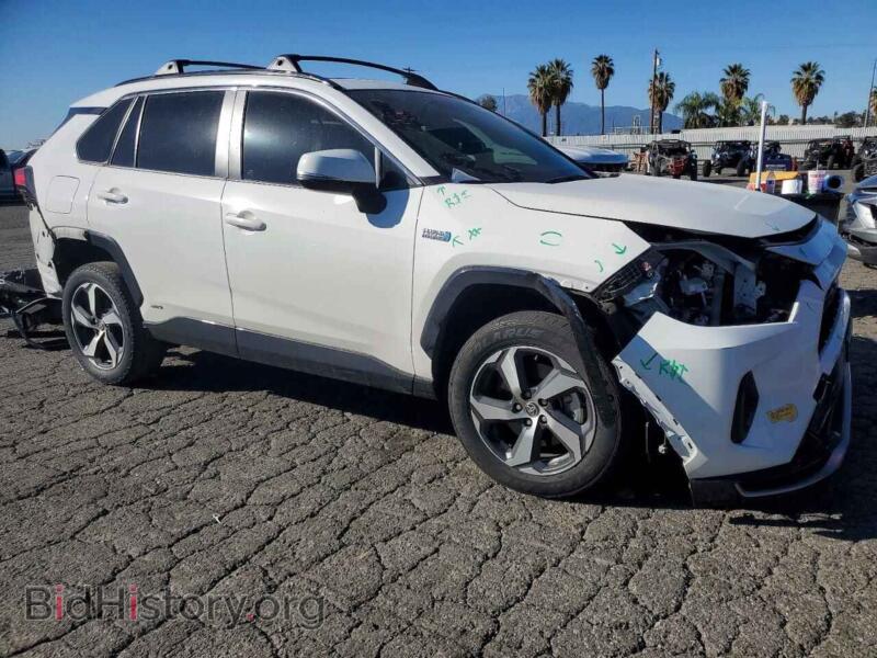 2021 Toyota RAV4 (VIN JTMAB3FV7MD064067) — фото 4 из 14