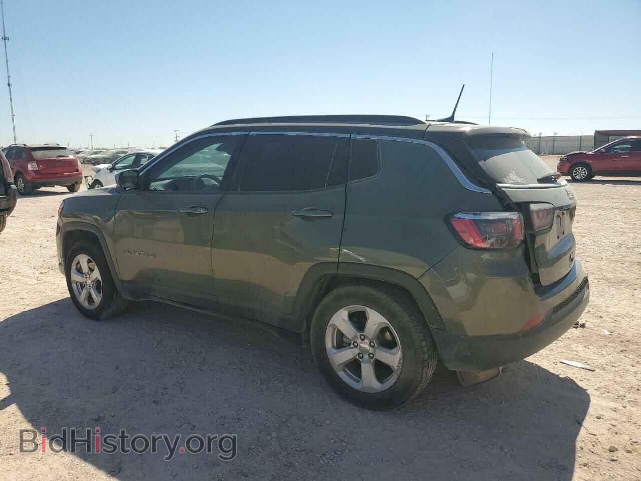 2018 JEEP COMPASS - VIN: 3C4NJCBB0JT145112 - Фото 2