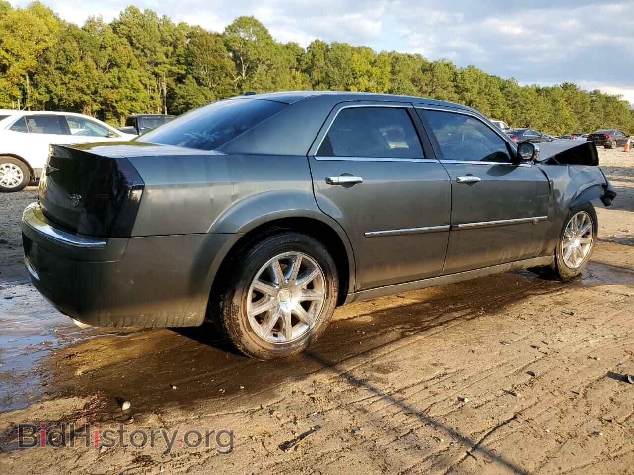 2010 CHRYSLER 300 - VIN: 2C3CA6CT2AH126123 - Фото 3