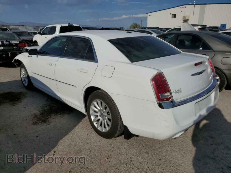 2014 Chrysler 300 (VIN 2C3CCAAG6EH164978) — photo 2 of 13