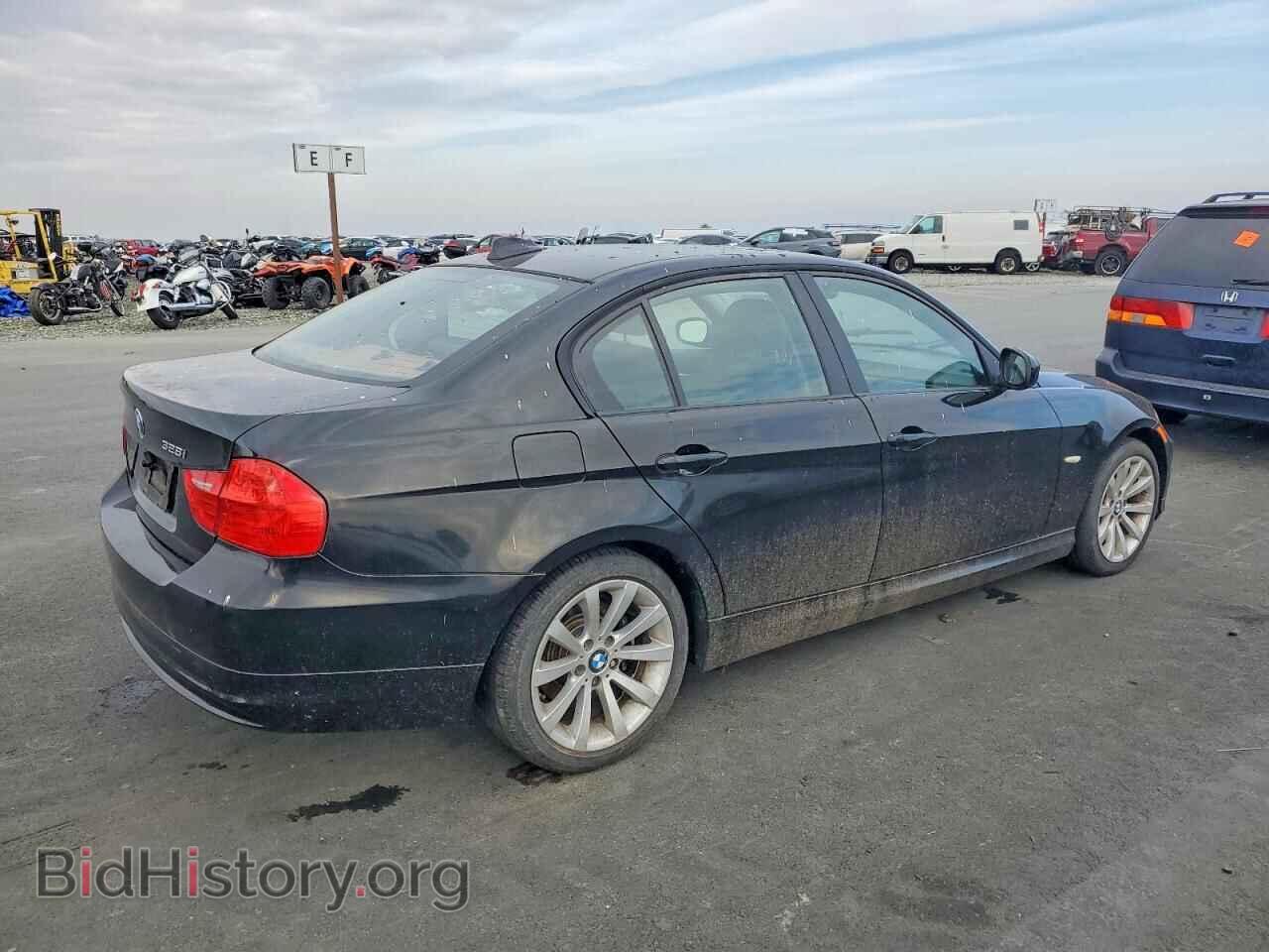 2011 BMW 3 SERIES - VIN: WBAPH5G58BNM71578 - Фото 3