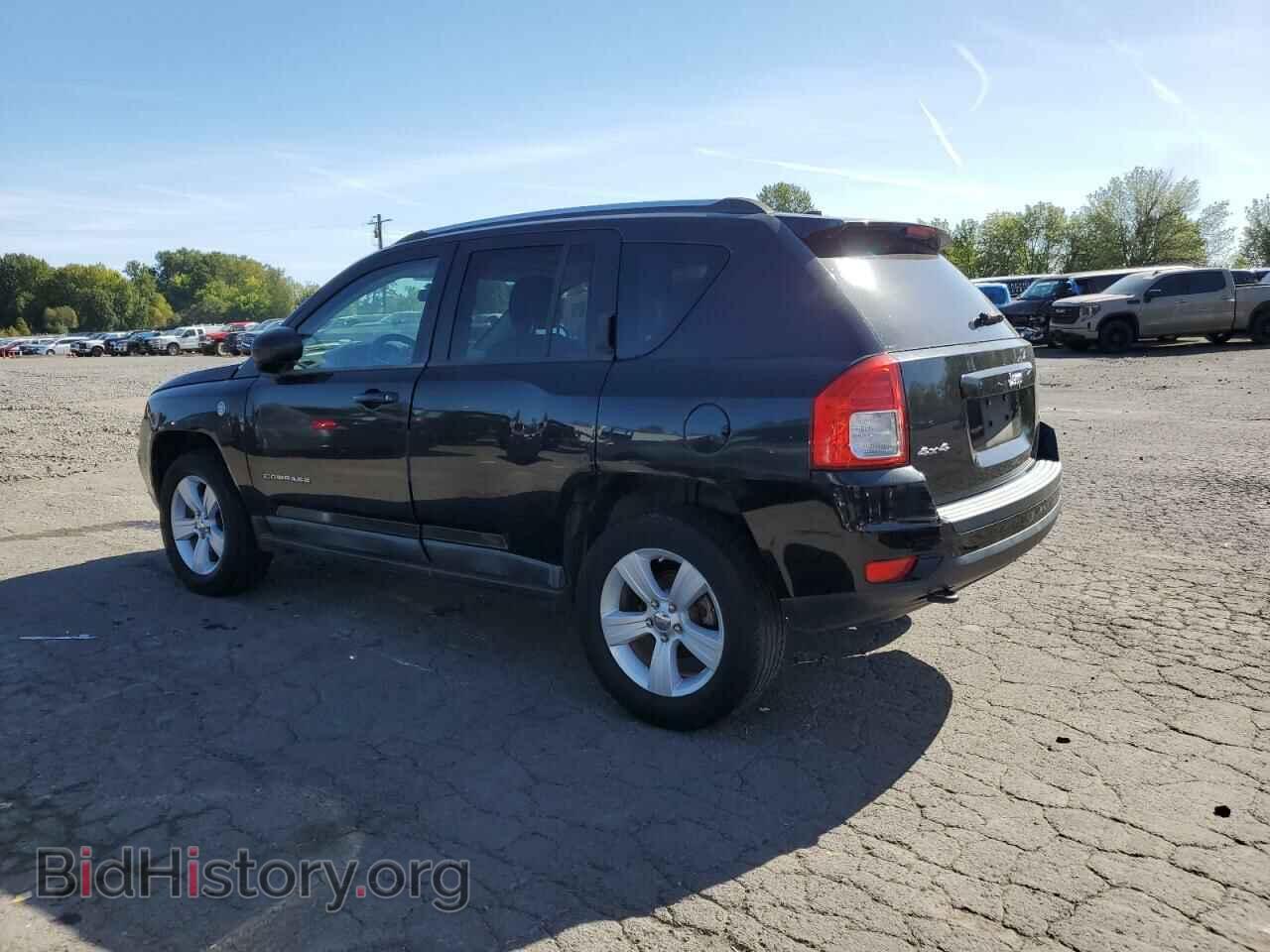 2011 JEEP COMPASS - VIN: 1J4NF1FB8BD157414 - Фото 2