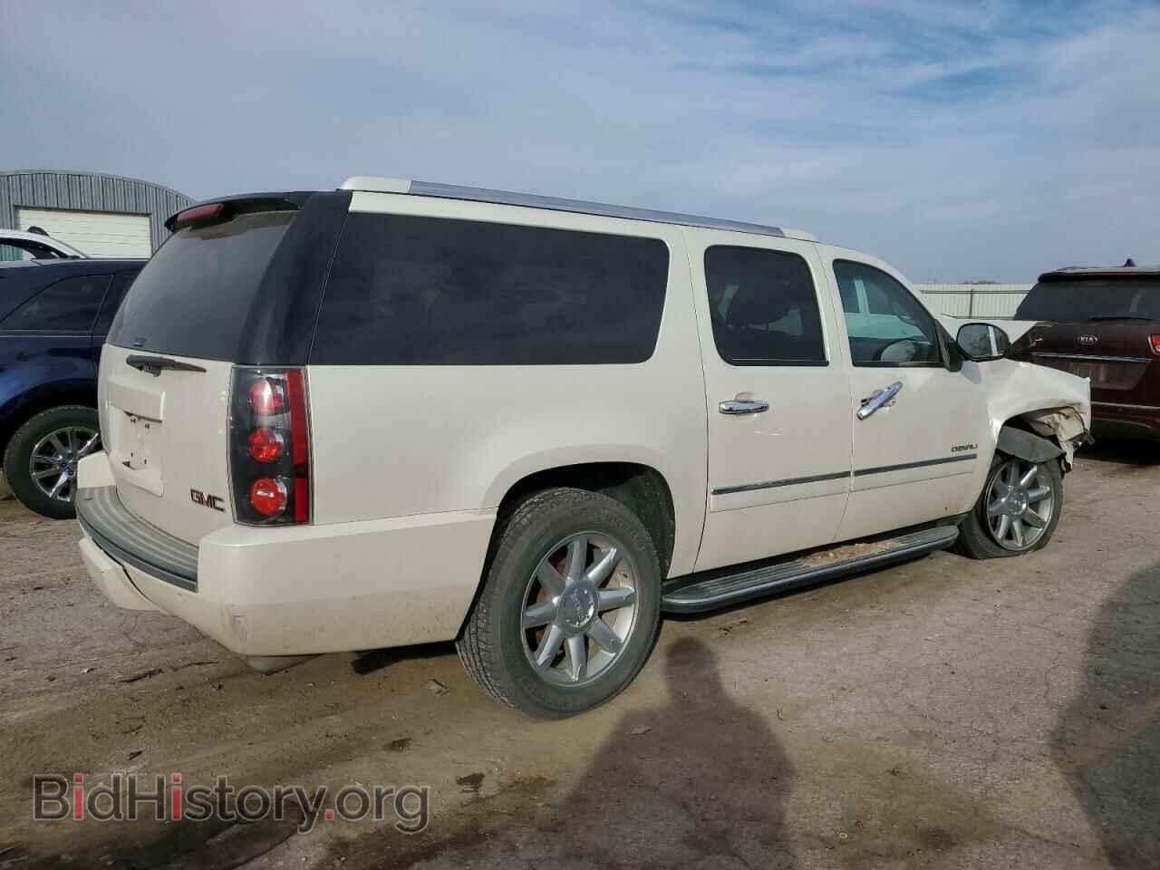 2011 GMC YUKON - VIN: 1GKS2MEF6BR367060 - Фото 3