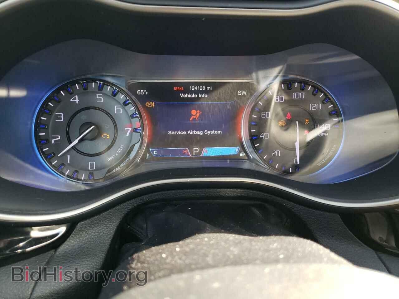 2016 CHRYSLER 200 - VIN: 1C3CCCDG2GN196182 - Фото 9