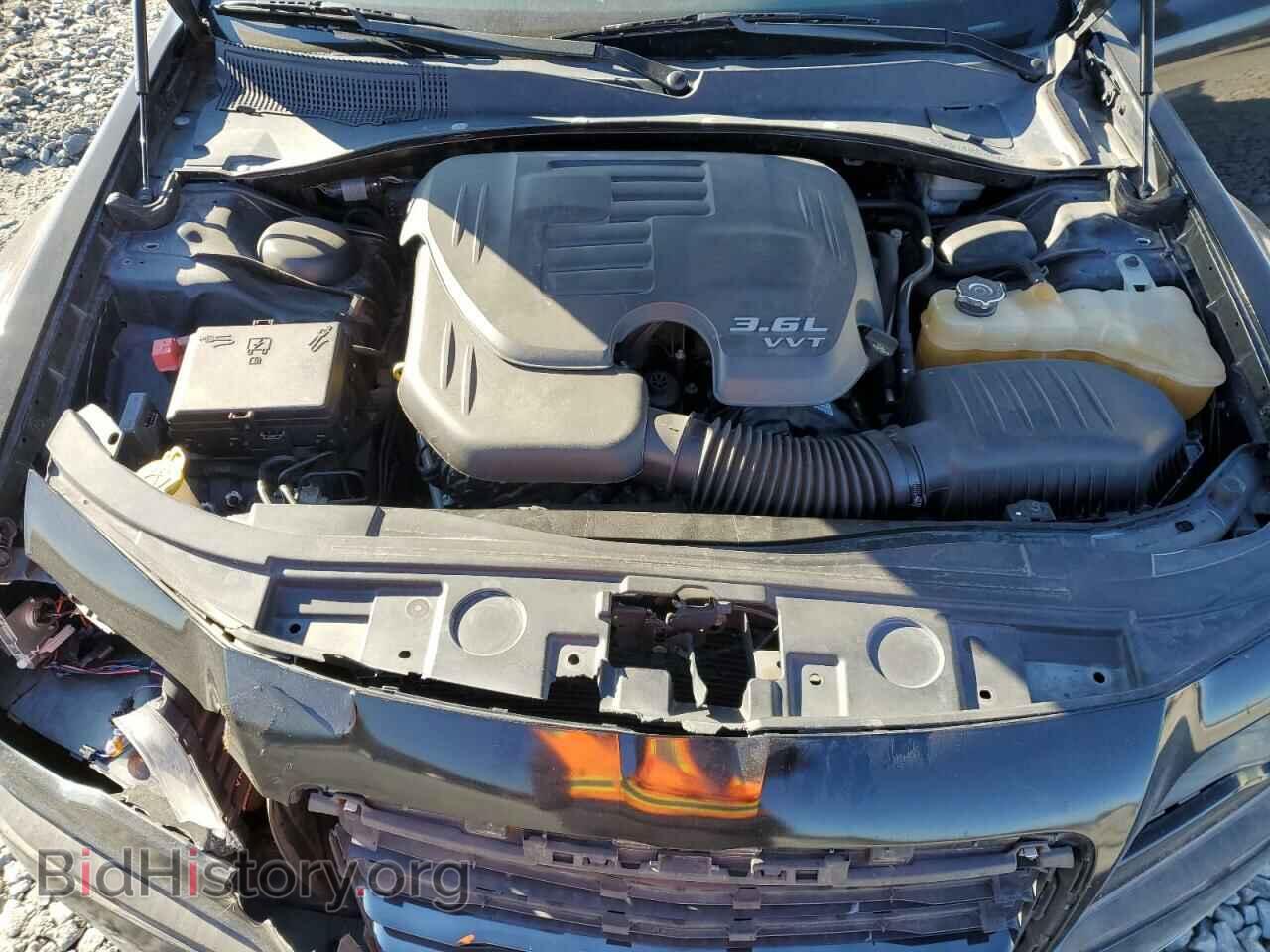 2014 CHRYSLER 300 - VIN: 2C3CCABG1EH228438 - Фото 11