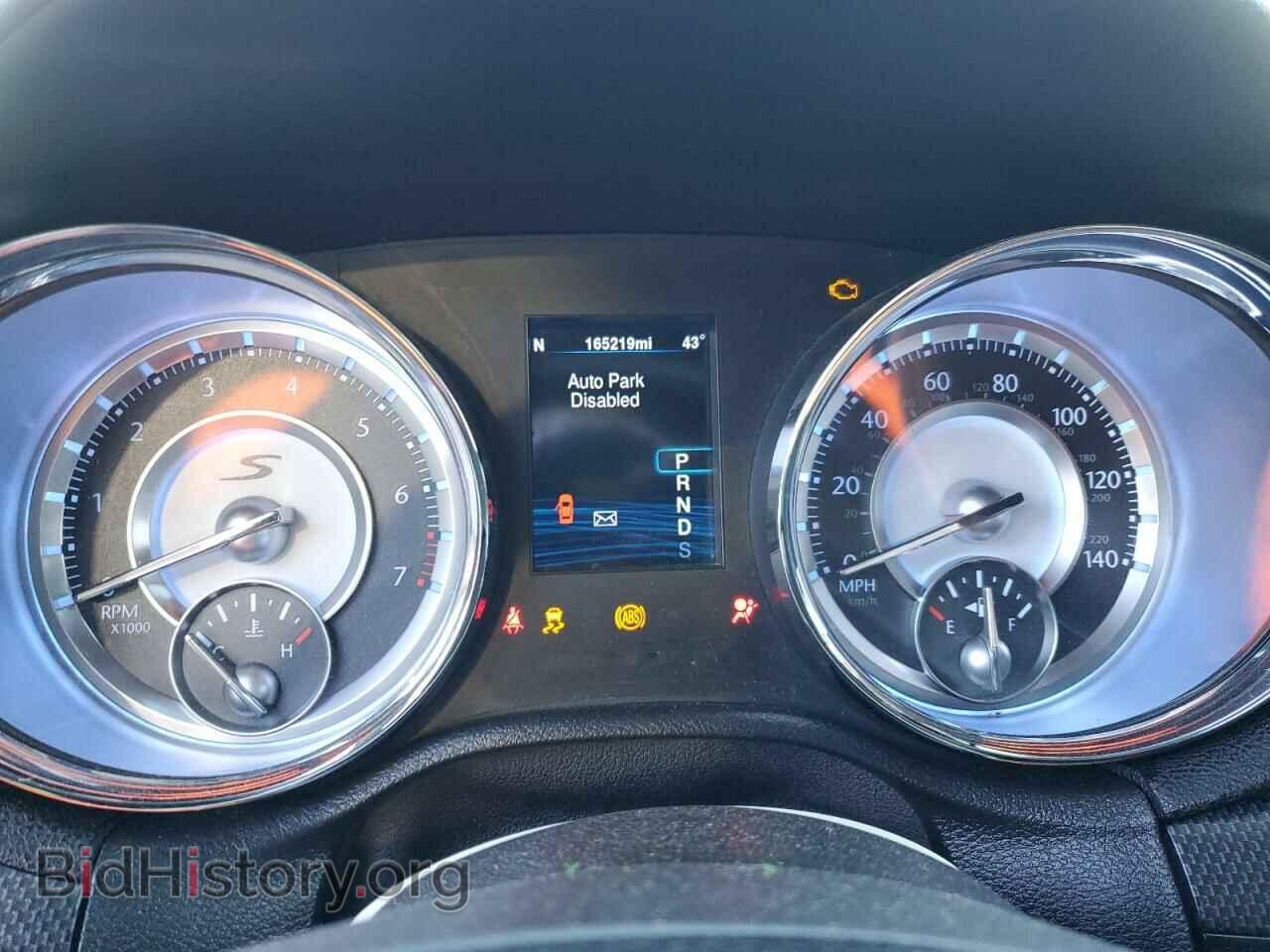 2014 CHRYSLER 300 - VIN: 2C3CCABG1EH228438 - Фото 9