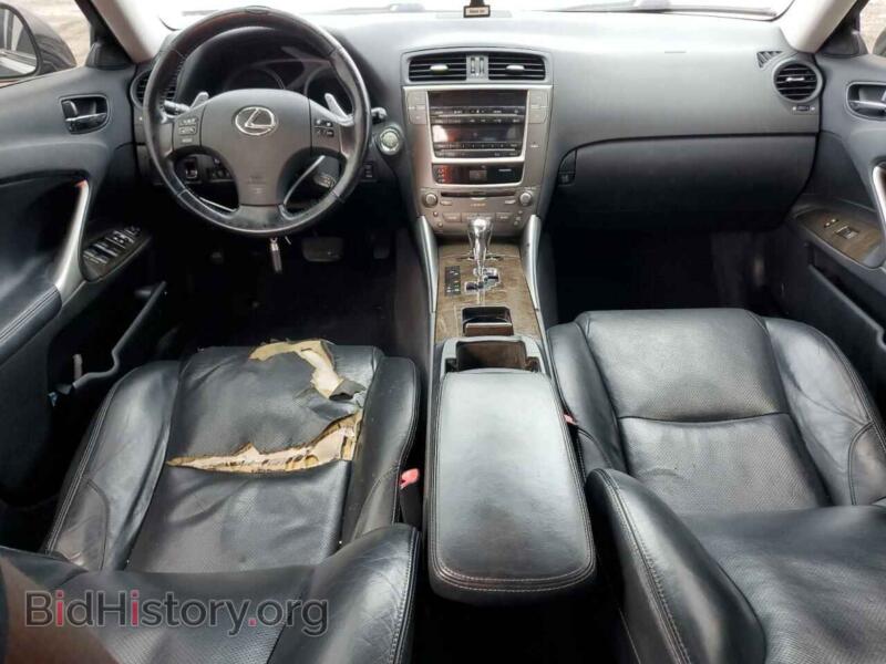 2010 Lexus IS (VIN JTHBF5C25A5111745) — photo 8 of 12