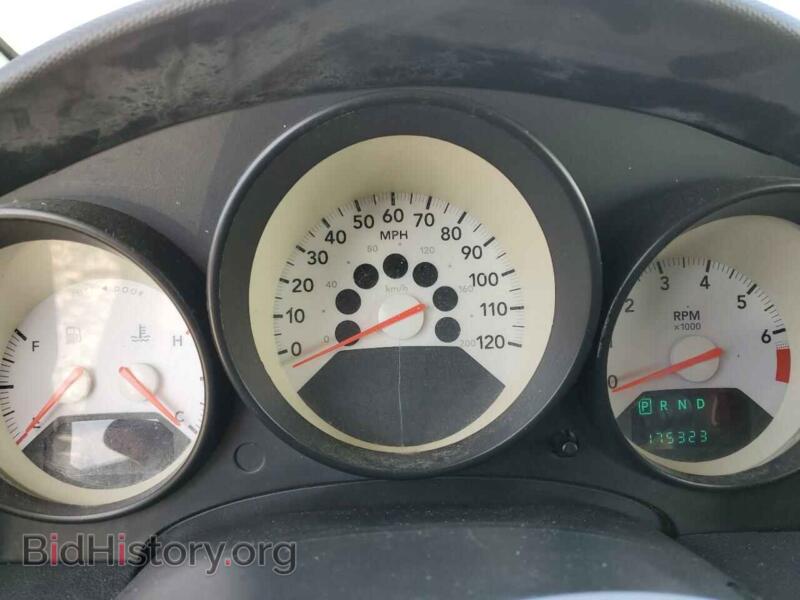 2008 Dodge CALIBER (VIN 1B3HB48B68D574389) — photo 9 of 13