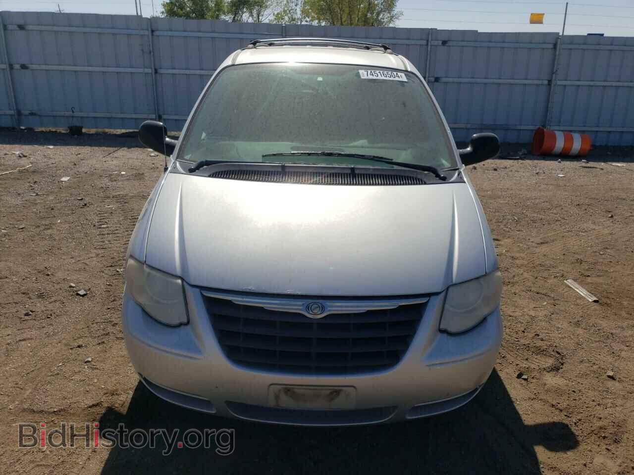2006 CHRYSLER MINIVAN - VIN: 2A8GP54L96R906358 - Фото 5