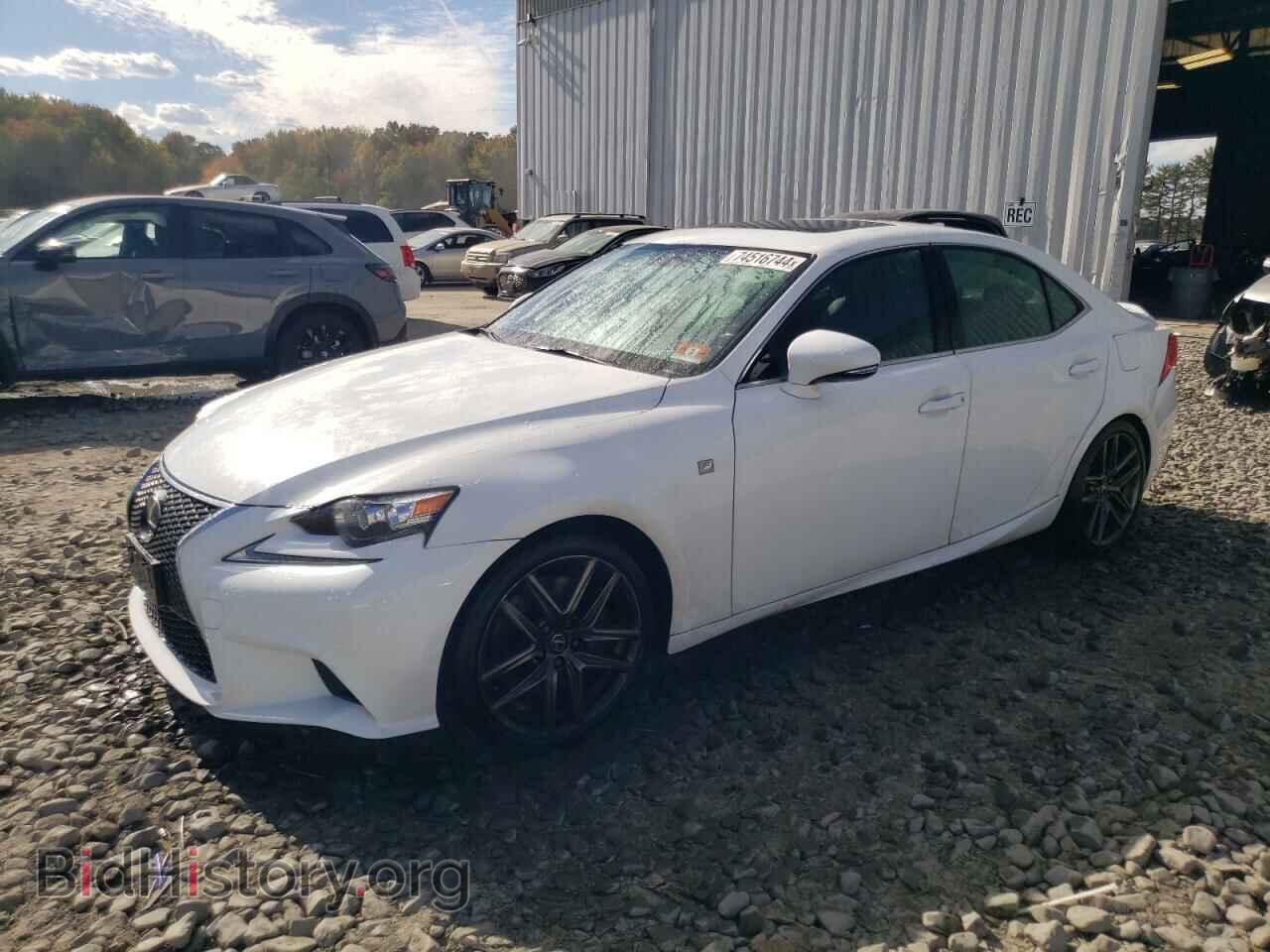 Фотография JTHCE1D23F5008300 - LEXUS IS 2015