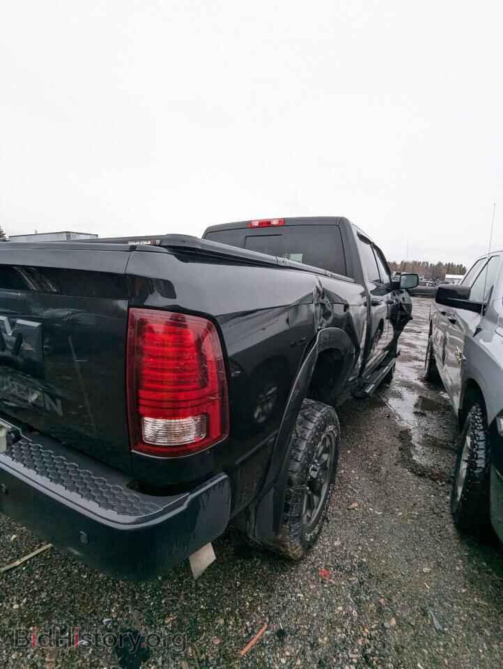 2018 RAM 2500 - VIN: 3C6TR5EJ2JG255299 - Фото 3