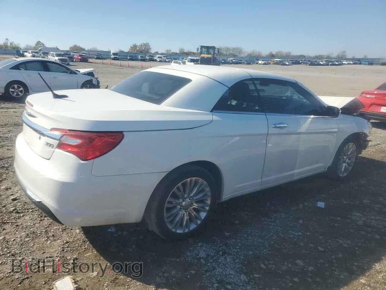2011 CHRYSLER 200 - VIN: 1C3BC7EG3BN575881 - Фото 3