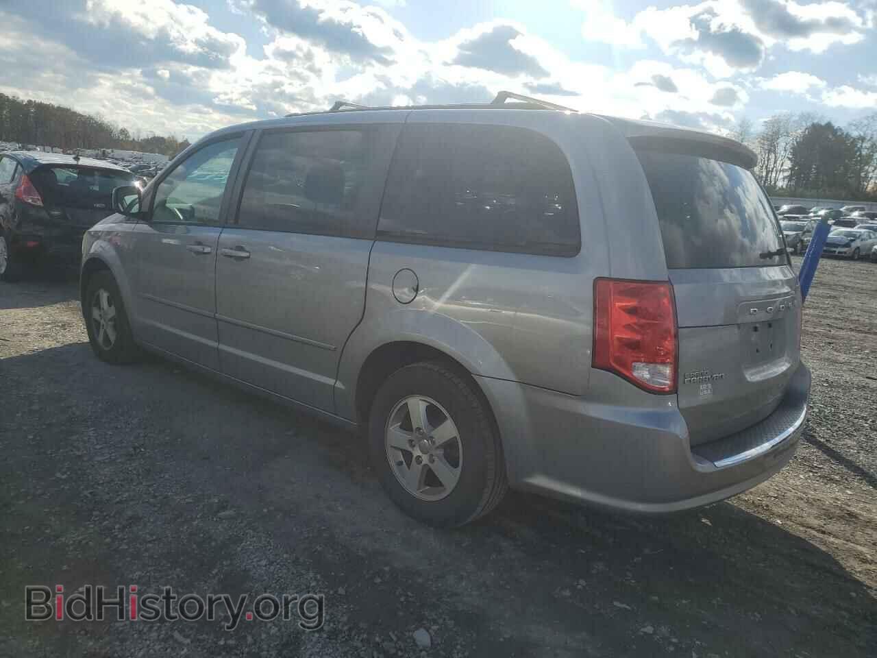 2013 DODGE CARAVAN - VIN: 2C4RDGCG6DR625706 - Фото 2