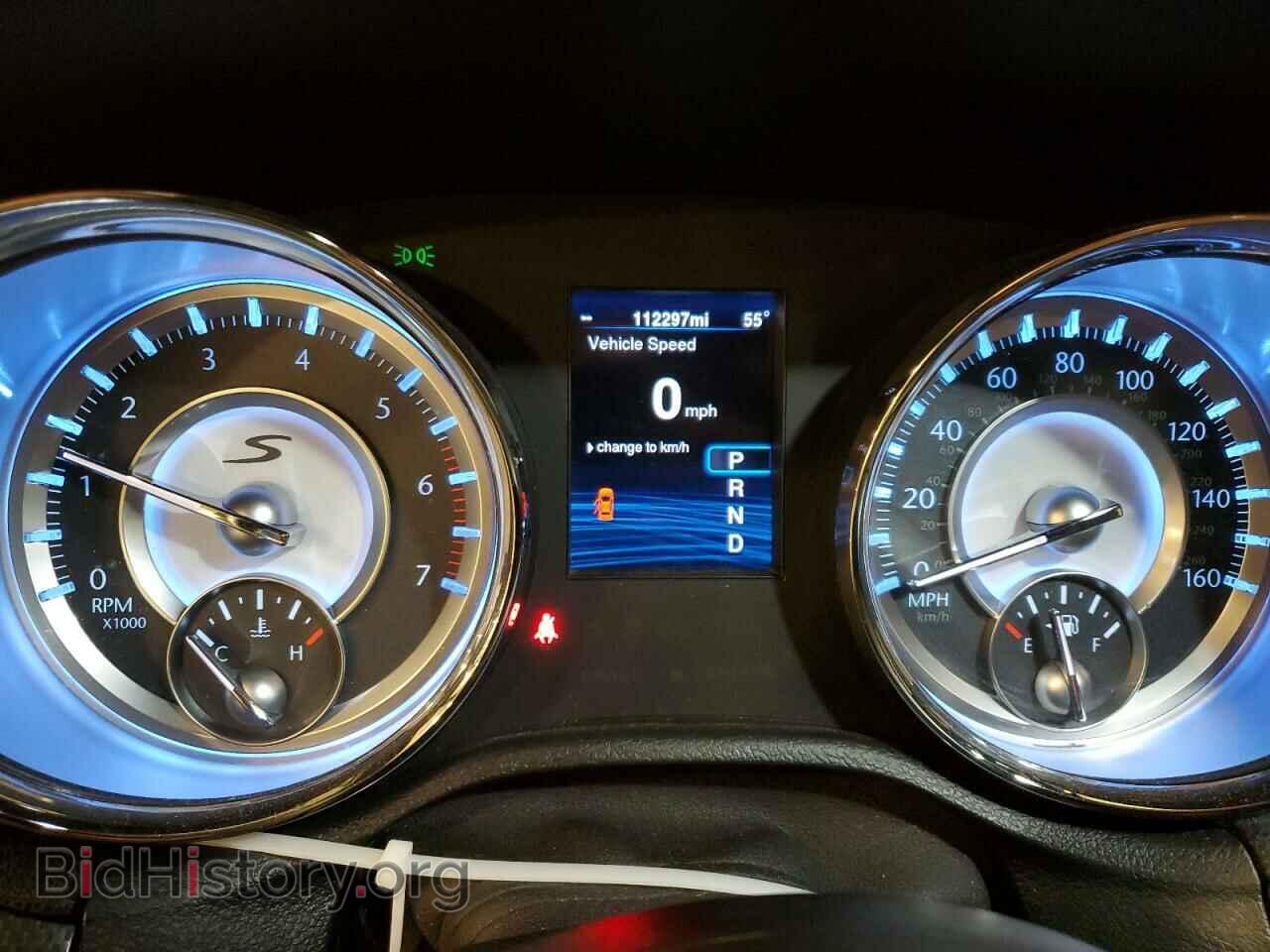 2014 CHRYSLER 300 - VIN: 2C3CCAGT7EH381427 - Фото 9