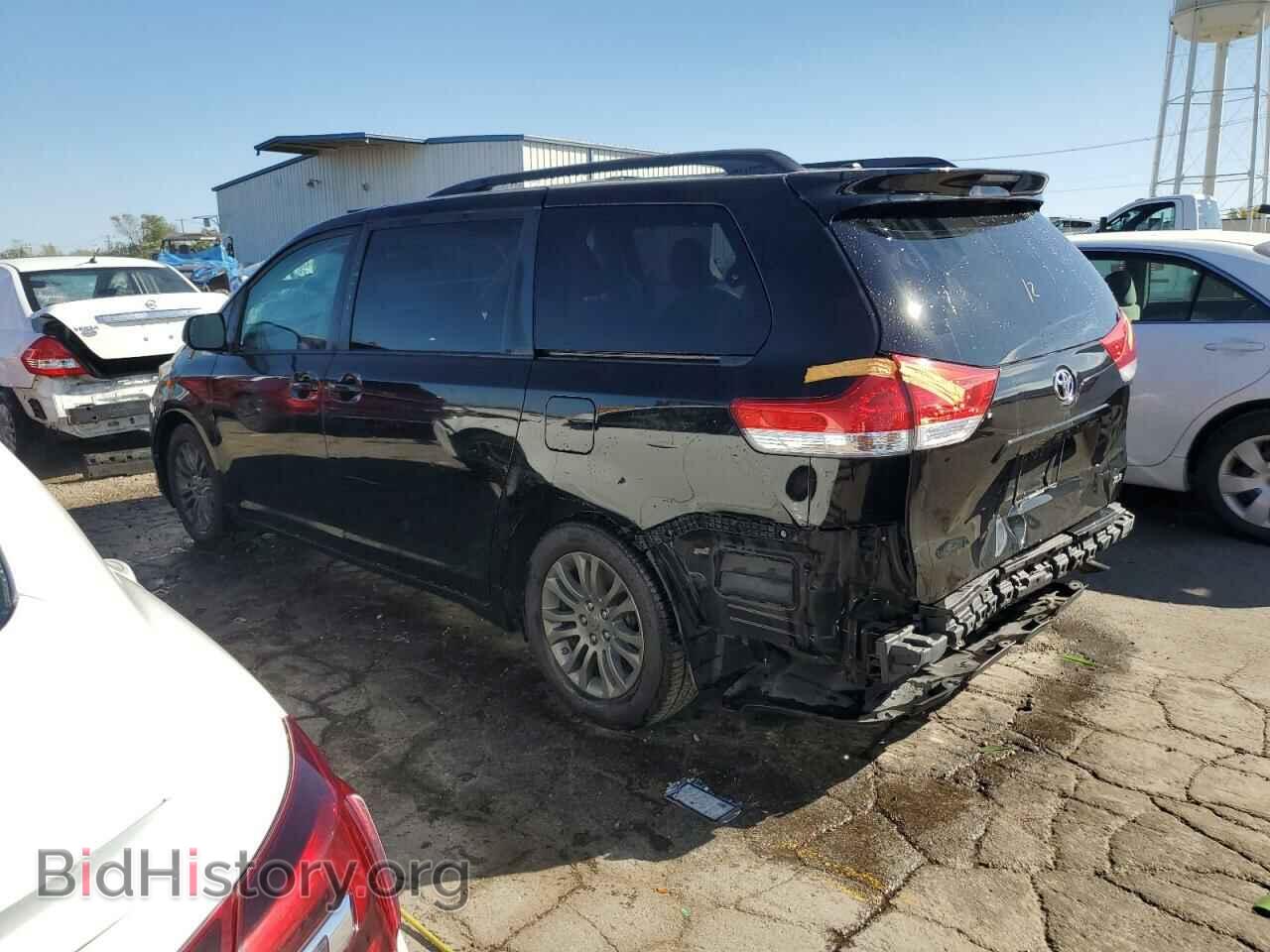 2011 TOYOTA All Models - VIN: 5TDYK3DC7BS087513 - Фото 2
