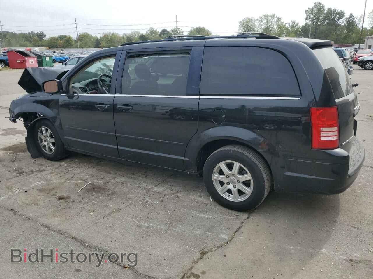 2008 CHRYSLER MINIVAN - VIN: 2A8HR54PX8R744888 - Фото 2