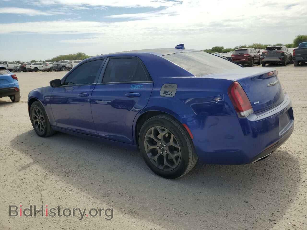 2018 CHRYSLER 300 - VIN: 2C3CCAGG4JH250324 - Фото 2