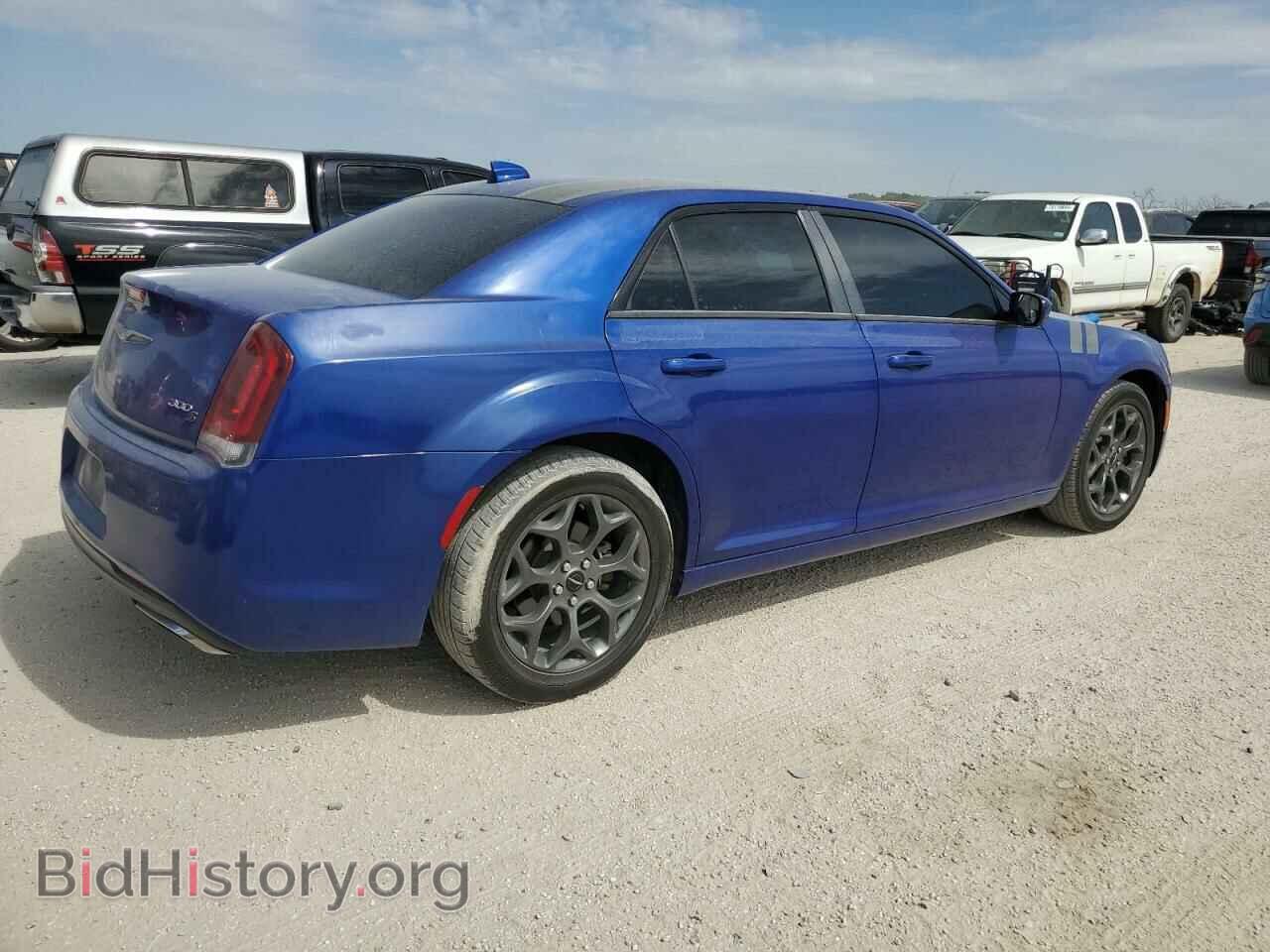 2018 CHRYSLER 300 - VIN: 2C3CCAGG4JH250324 - Фото 3