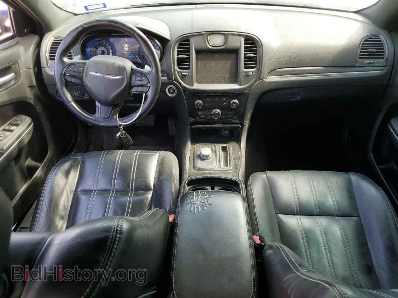 2018 CHRYSLER 300 - VIN: 2C3CCAGG4JH250324 - Фото 8