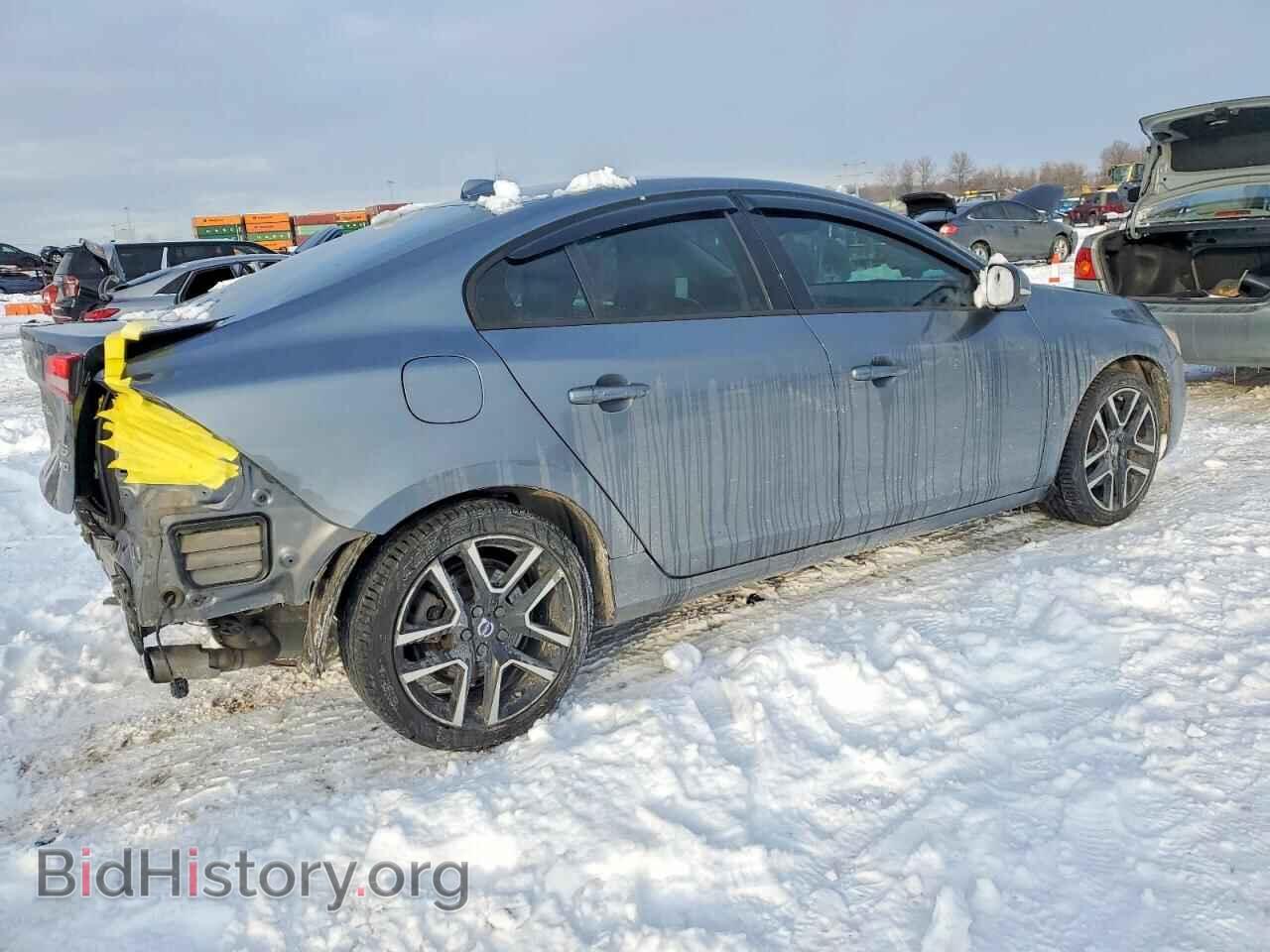 2017 VOLVO S60 - VIN: YV140MTL9H2428013 - Фото 3